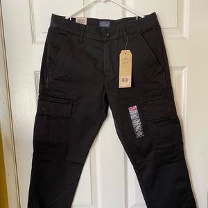Levi’s Cargo Pant